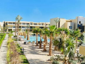 Sunny 1 BR Apt G cribs ElGouna with open View